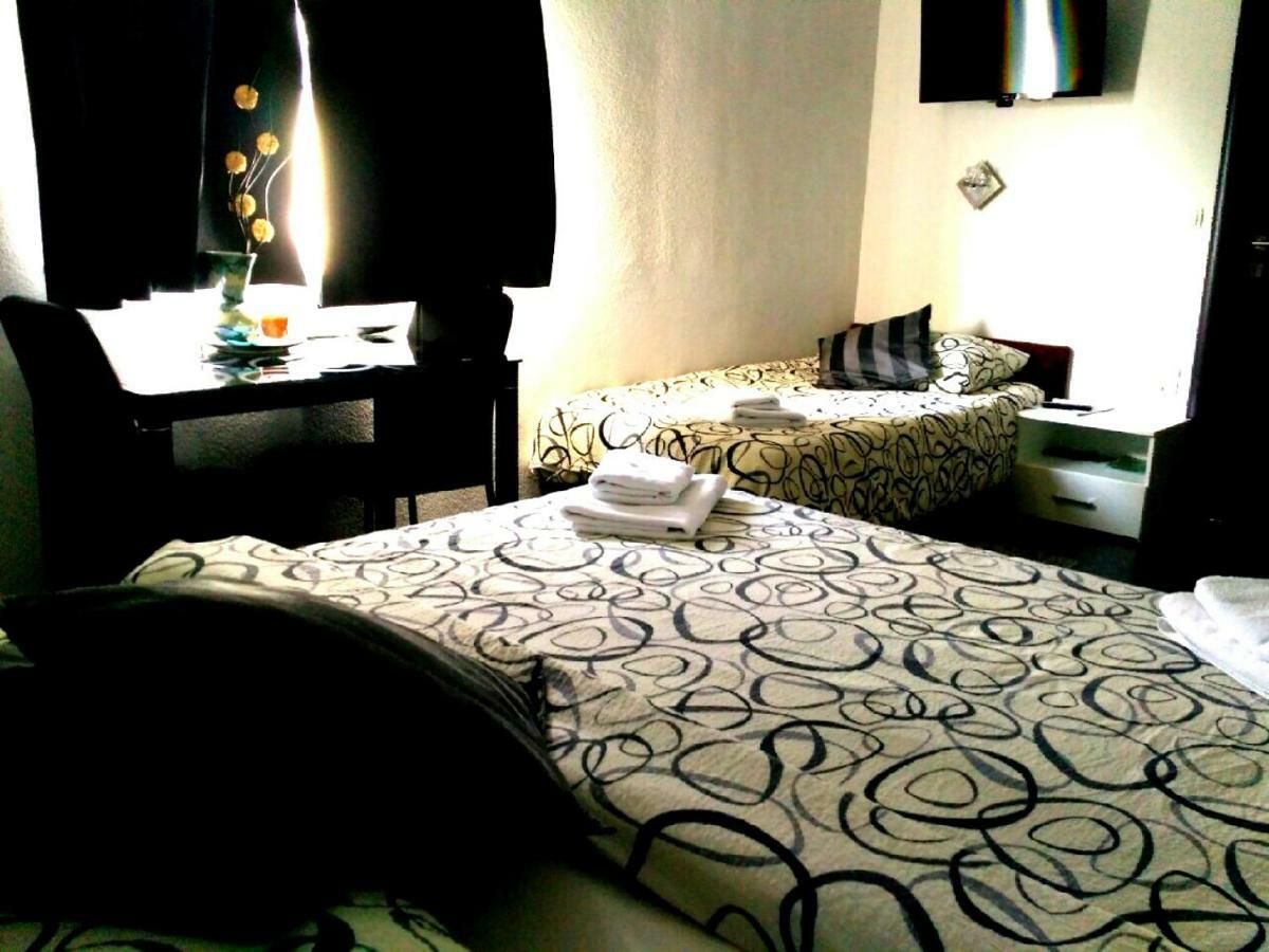 Guest House First Stop غاكوفيتسا المظهر الخارجي الصورة