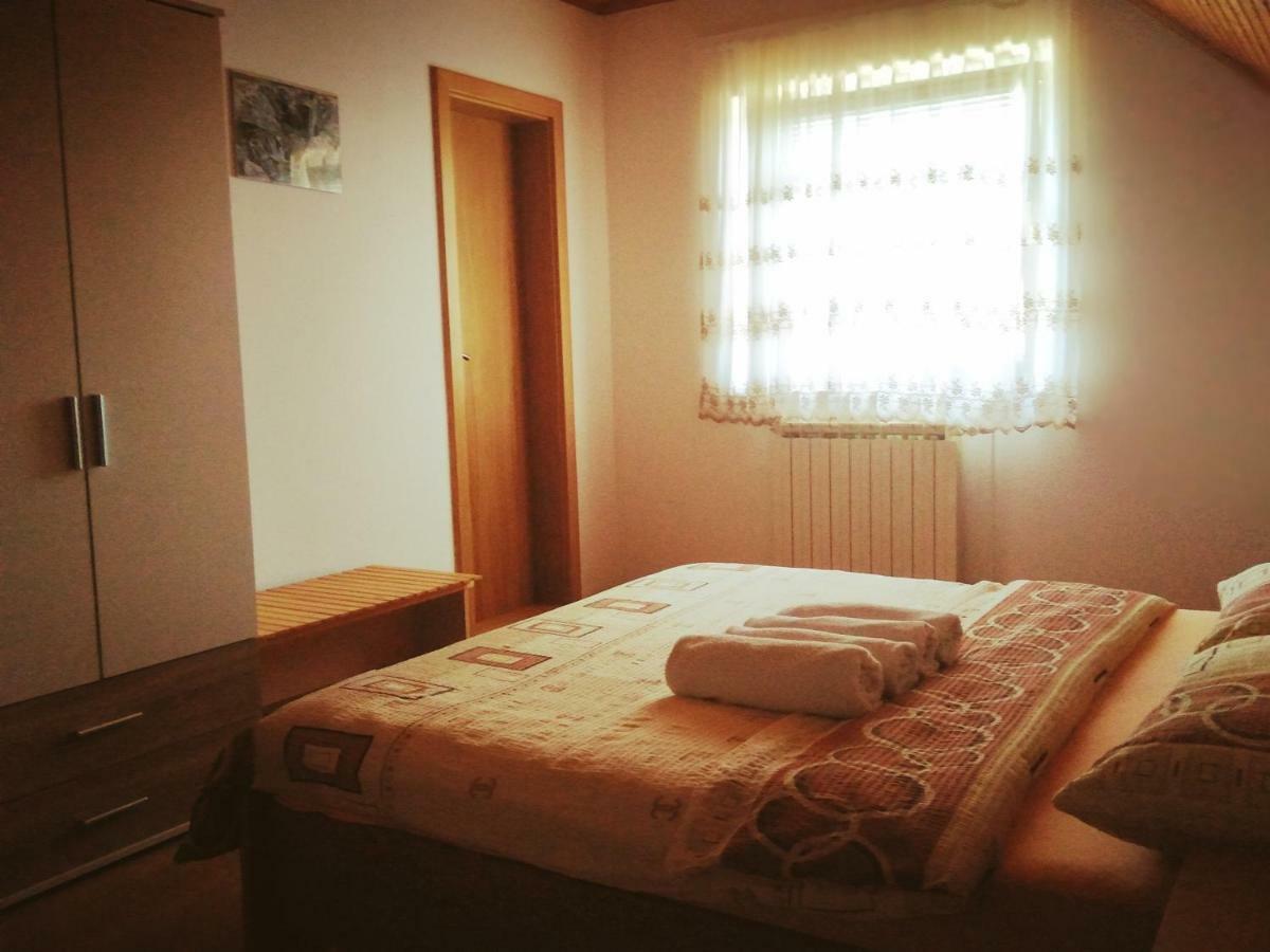 Guest House First Stop غاكوفيتسا المظهر الخارجي الصورة